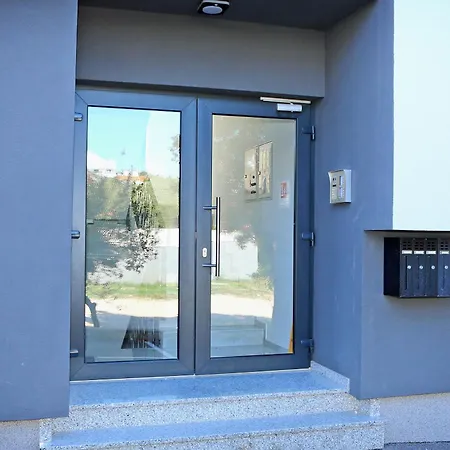Solea Luxury דירה זאדאר