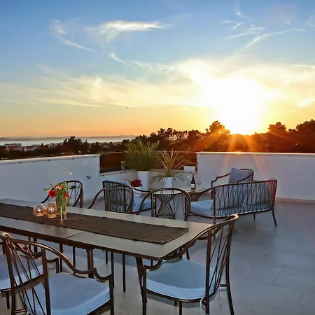 Solea Luxury זאדאר